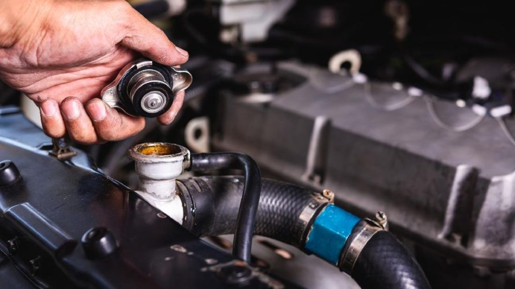 Air Radiator Sumber: oto.detik.com